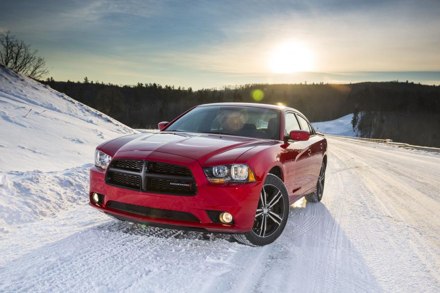  Dodge Charger AWD Sport 2013 года  (фото 32 из 50)